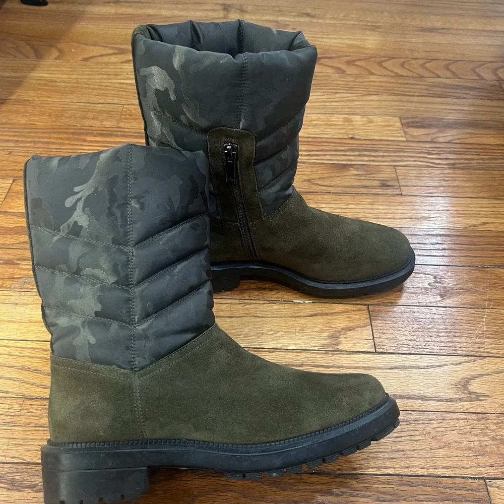 Aquatalia women‎ Lori olive green camouflage suede quilted puffer boots size 7
